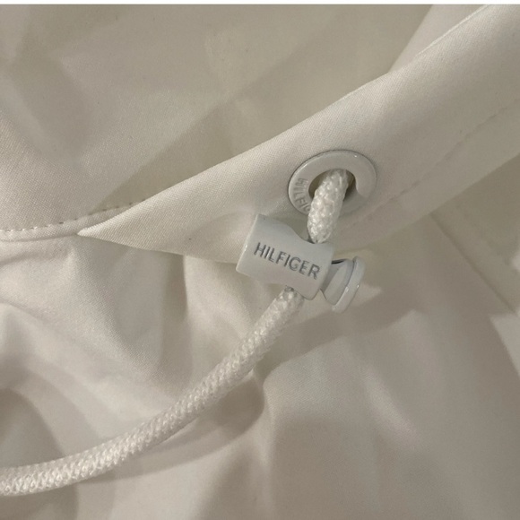 New Tommy Hilfiger Women's White Red Blue Hooded Rain Windbreaker Jacket  XL - Picture 12 of 14